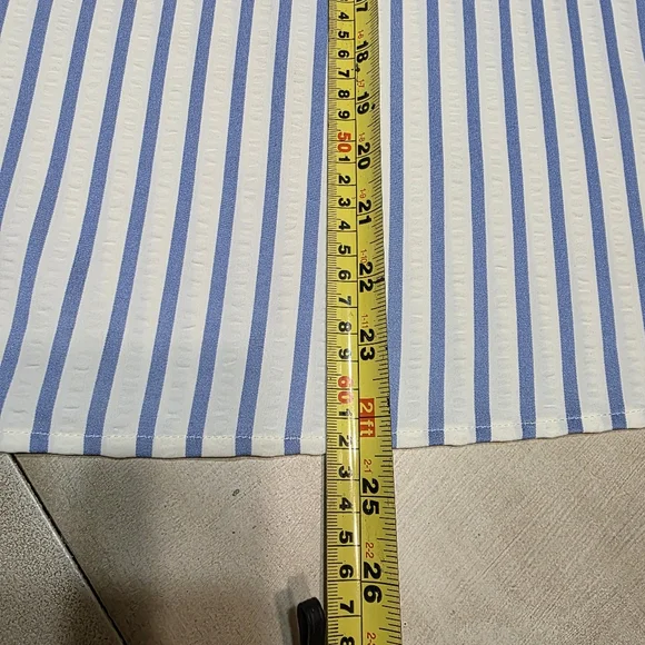 Entro Blue Striped Leopard Trim Puff Sleeve Seersucker Top - Picture 9 of 14